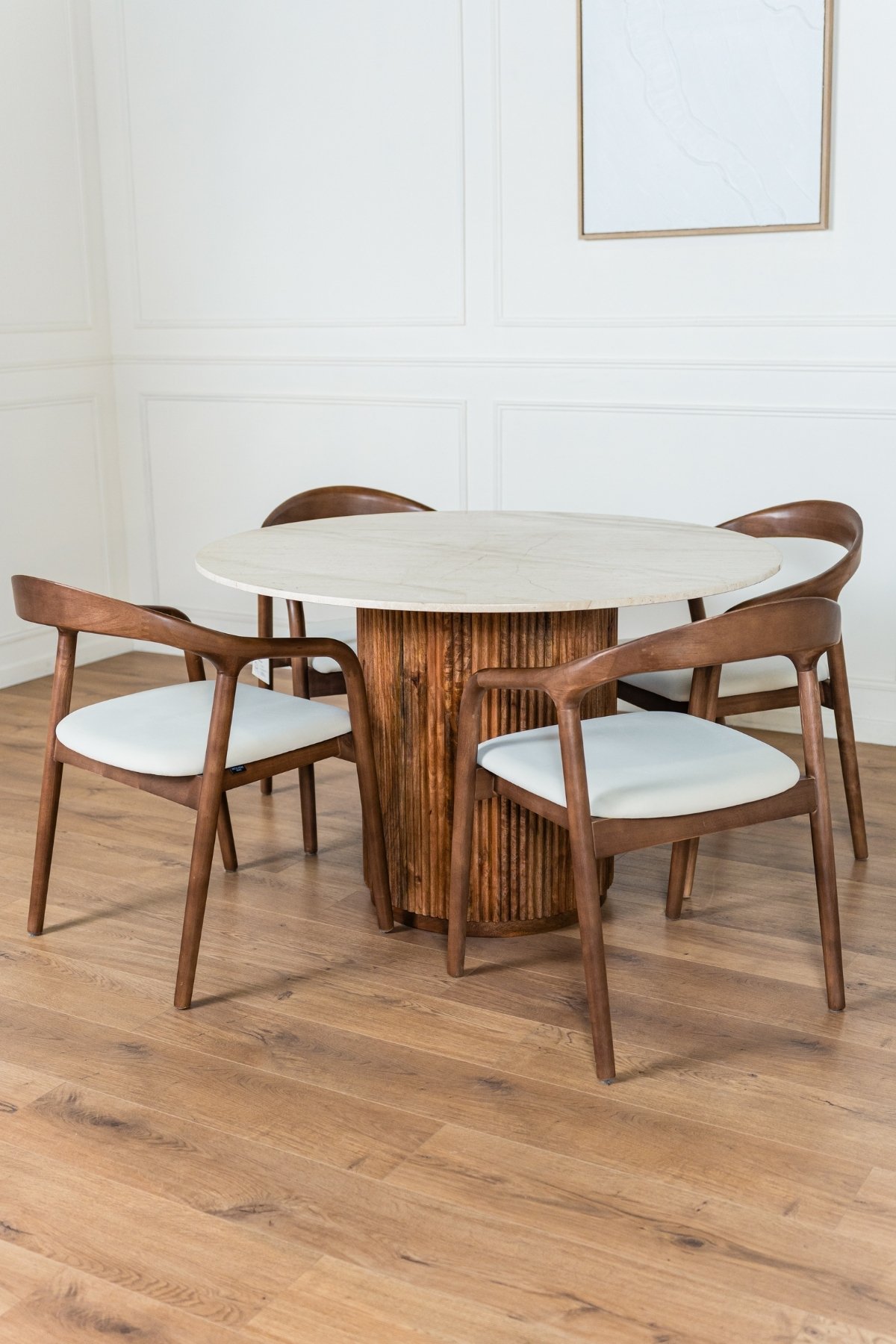 TABLE A MANGER MILA TRAVERTIN BEIGE 4